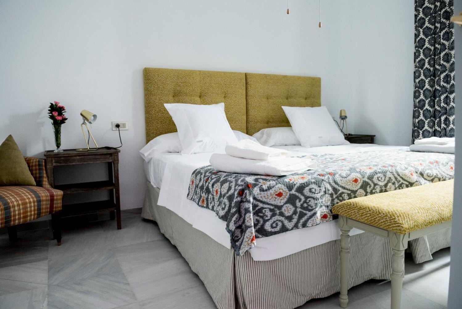 Palacio Marmoles Seville Room photo